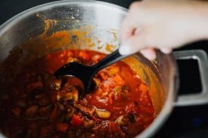 Bay leaves simmer in hearty winter soups