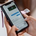 Smartphone Cases With Built-In Projectors